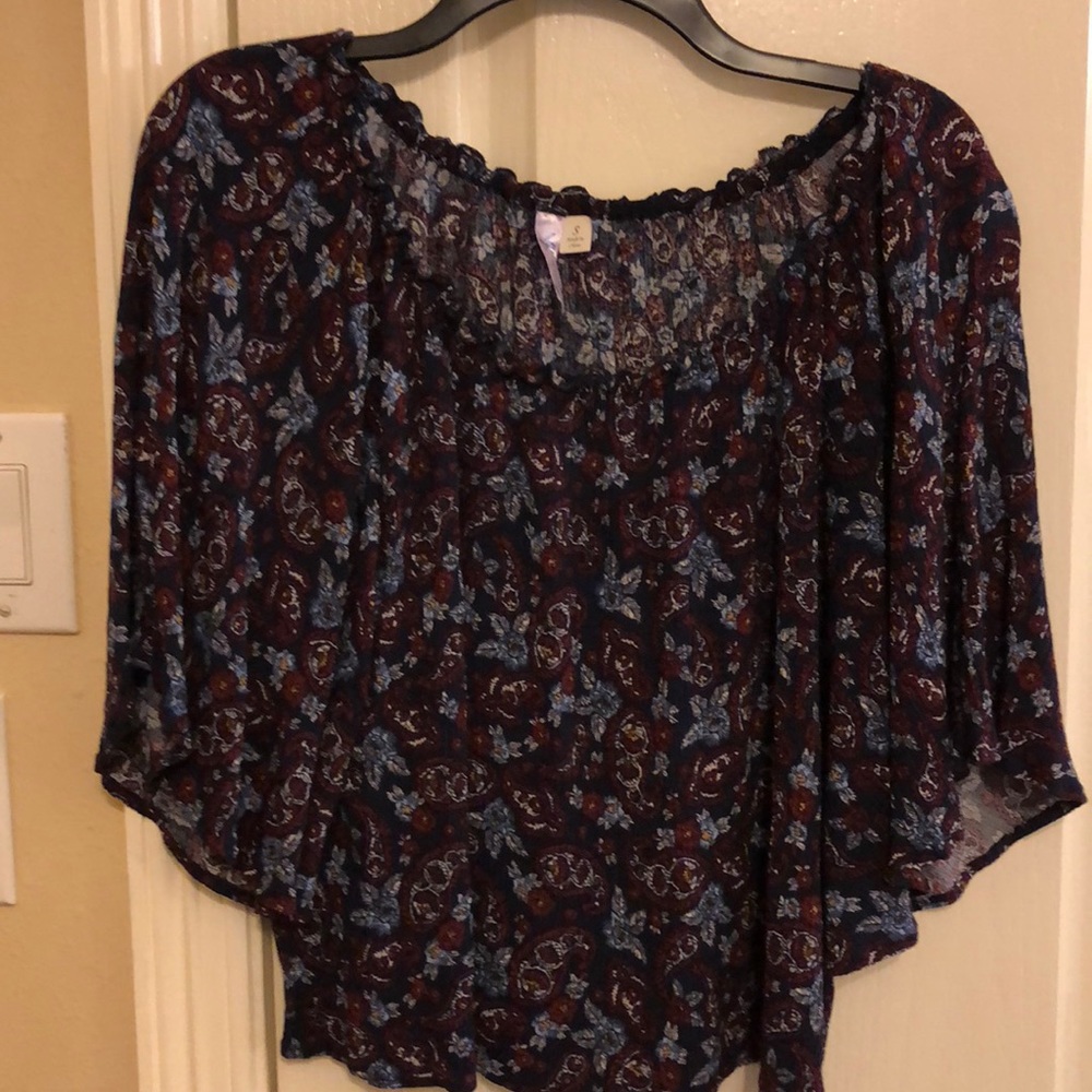 Alya flowy blouse